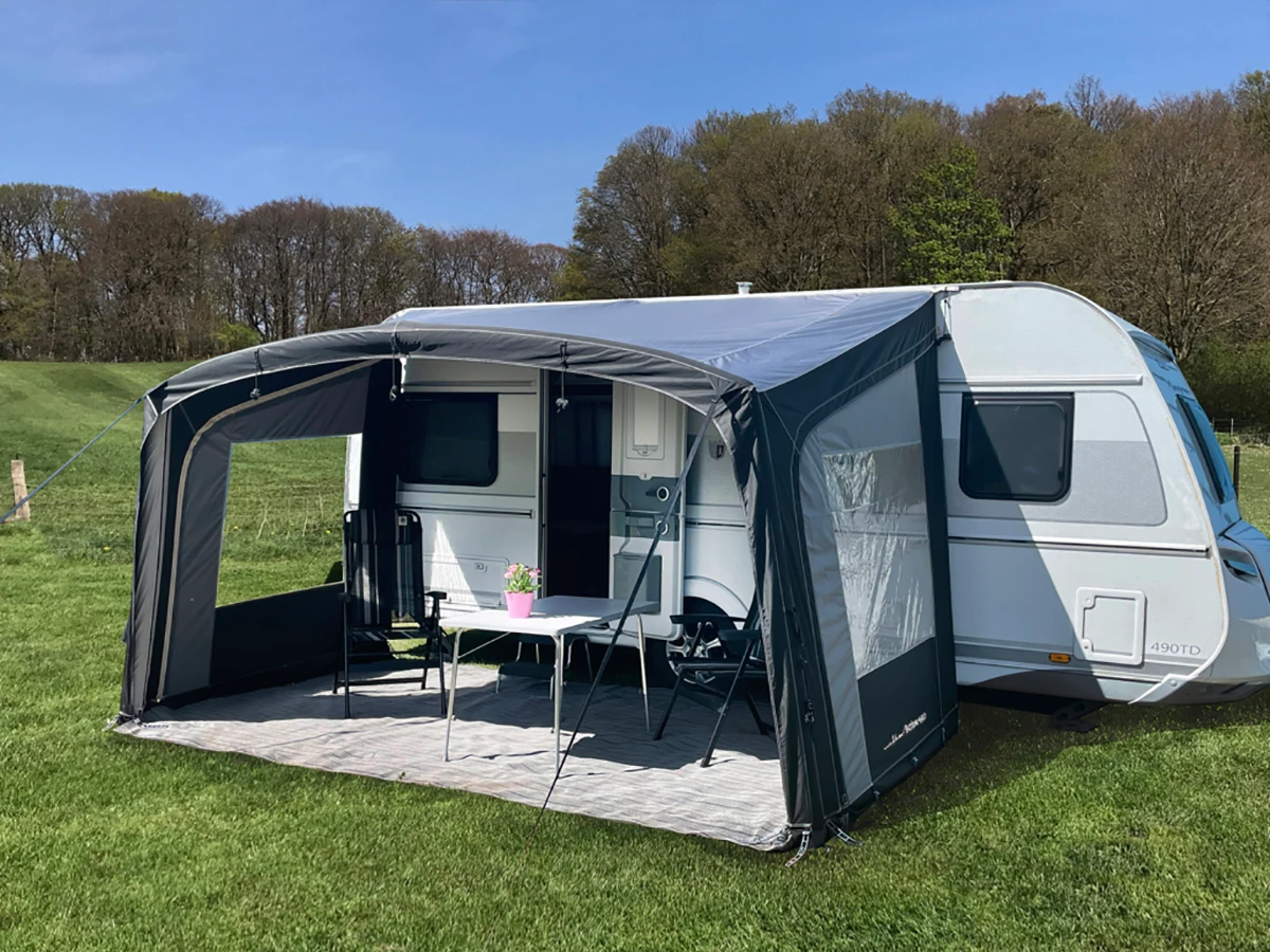 tent gonflable RBM Panda Large Sunny Beige Variant:BLUE 12' X 16' SKY6965:0-1496-133-0 free camping with this Supreme Roll Tarps |