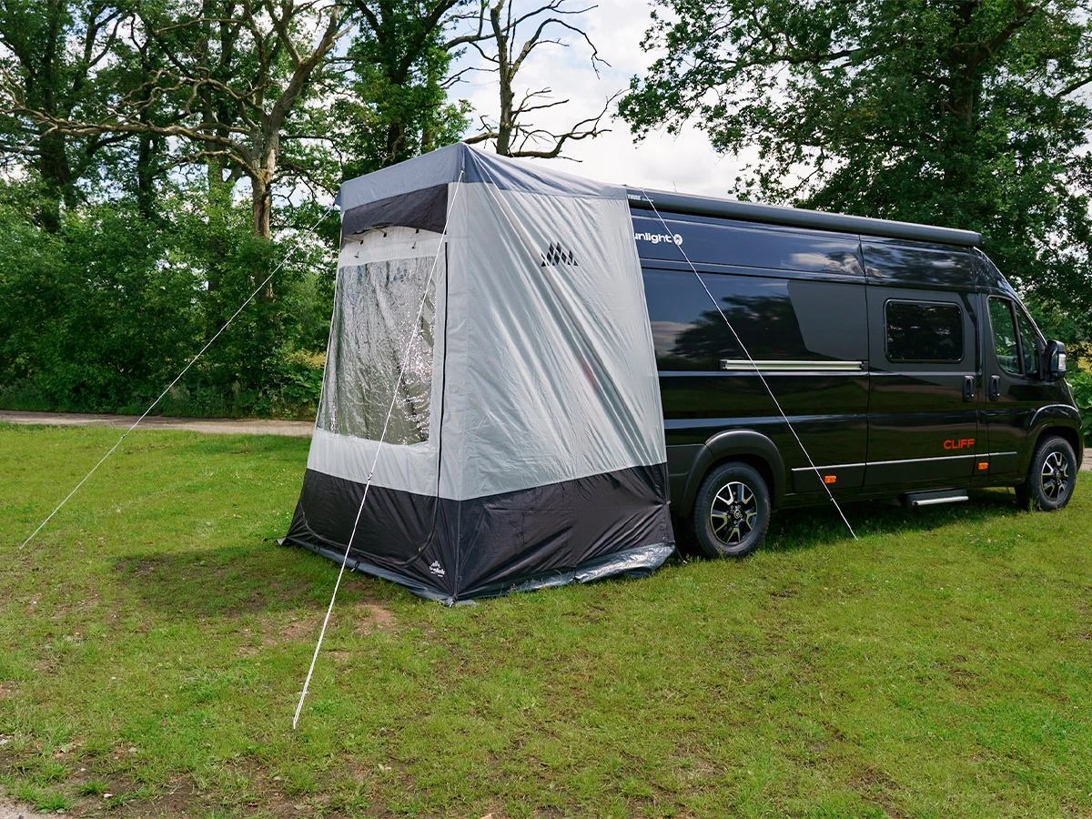zelten zu zweit TIKONA Farbe:schwarzes UD / glänzendes Orange Outdoor-Spaß Camping Pino Mare ✓