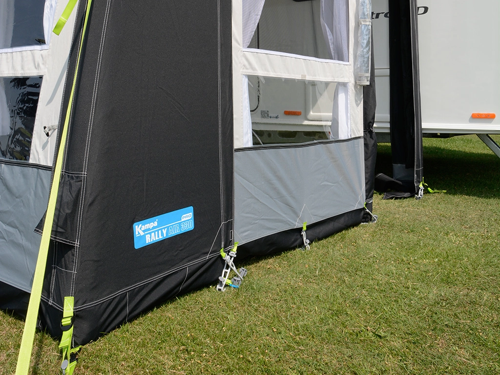 Kampa Rally AIR Pro 330 Wohnwagenvorzelt