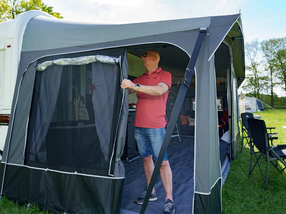 Obelink Capri 240 Größe 8 (826 - 850 cm) Wohnwagenvorzelt