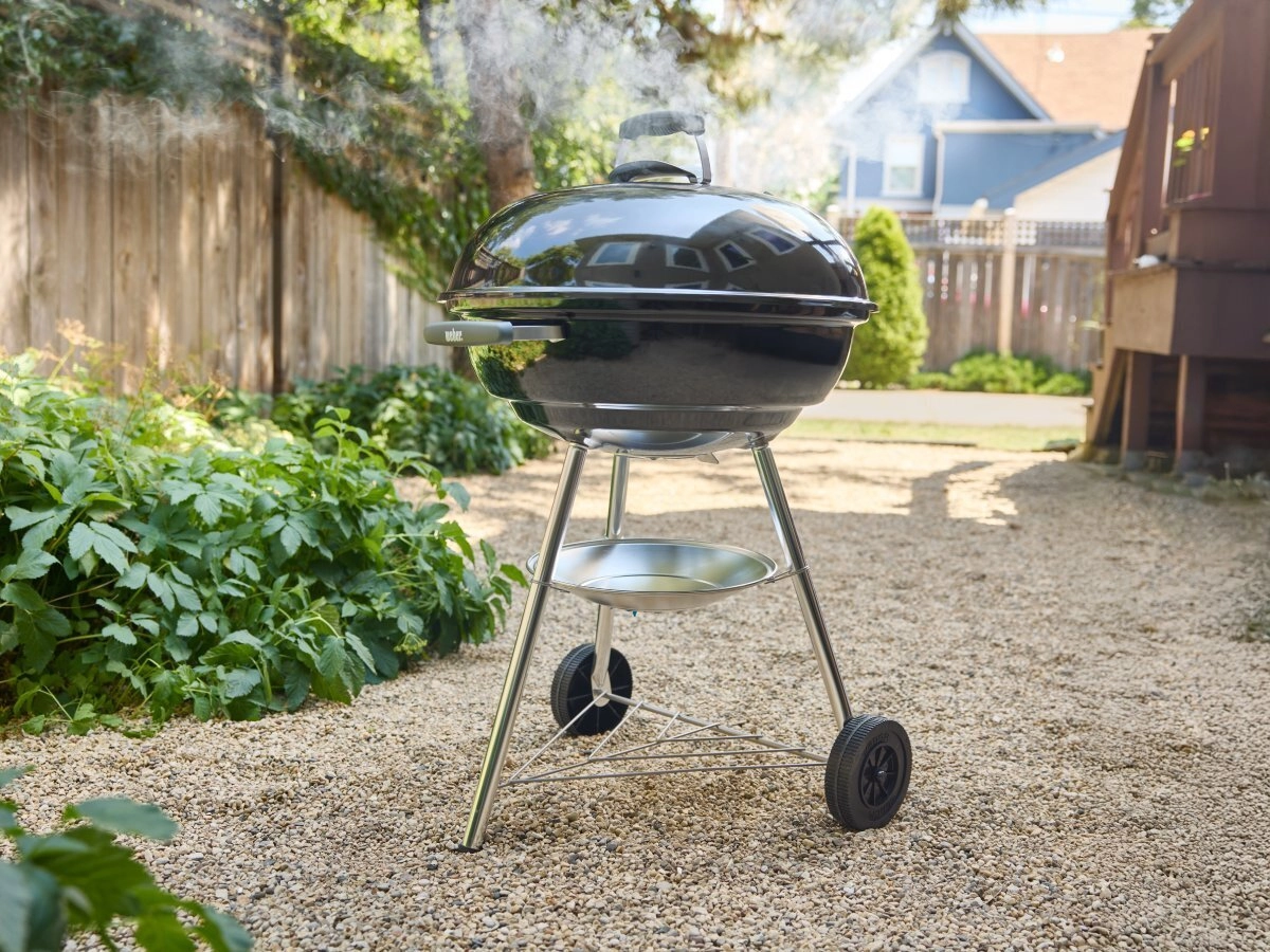 Weber Compact Kettle Holzkohlegrill – 57 cm