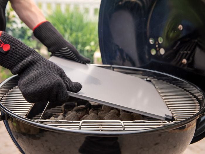 Weber master grill top