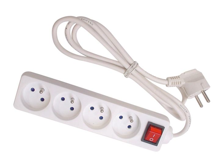 Perel White 4-Wege Steckdosenleiste mit Schalter - 3 Meter