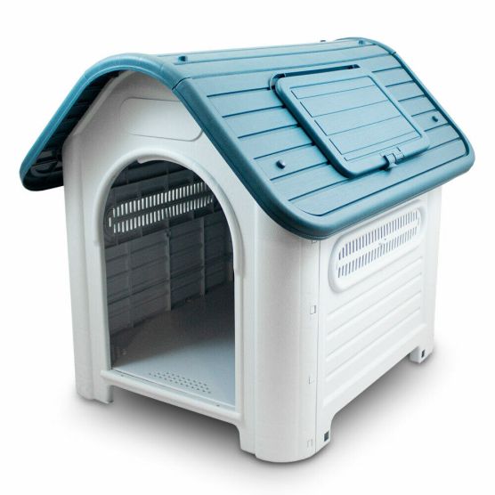 Hundehütte mit Dachluke
