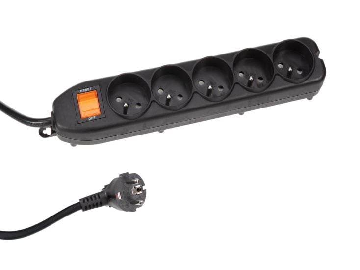 Perel EWS5B 5-fach Steckdosenleiste mit Schalter - 1,5 Meter