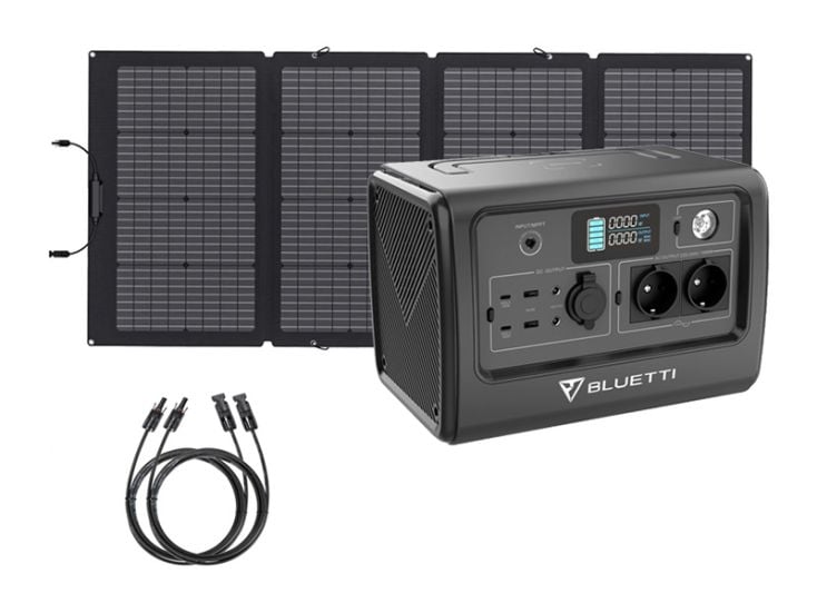 Bluetti EB70 mit 220 Watt Solarmodul