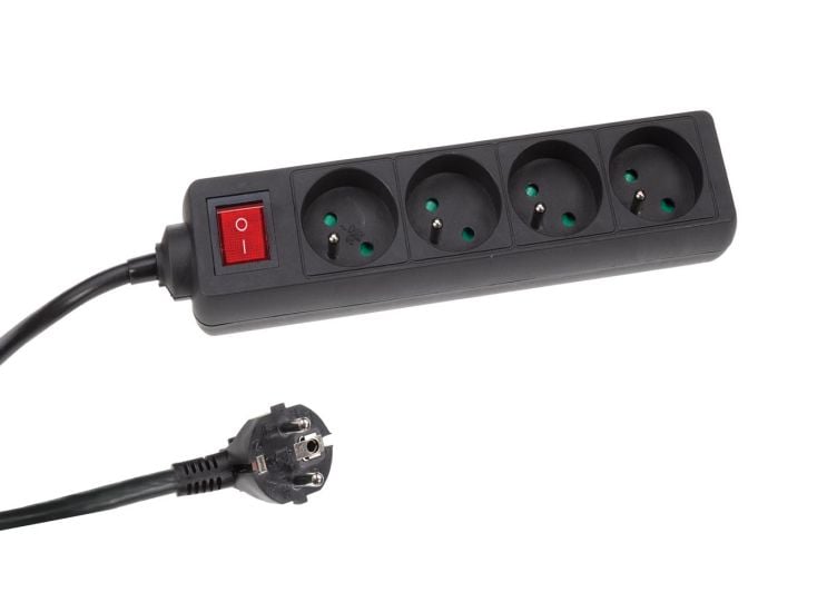 Perel EB4BLNS 4-fach Steckdosenleiste mit Schalter - 1,5 Meter