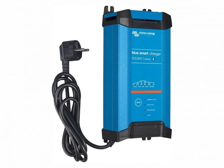 Victron IP22 30 A 1C Blue Smart Batterieladegerät