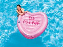 Intex Candy Heart Luftmatratze Herz pink BE MINE Badeinsel Lounge Mat ± 145x142 