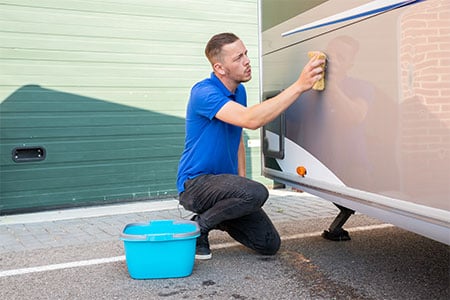 Kunststoff Fenster polieren - von Wohnwagen, Wohnmobil, Caravan